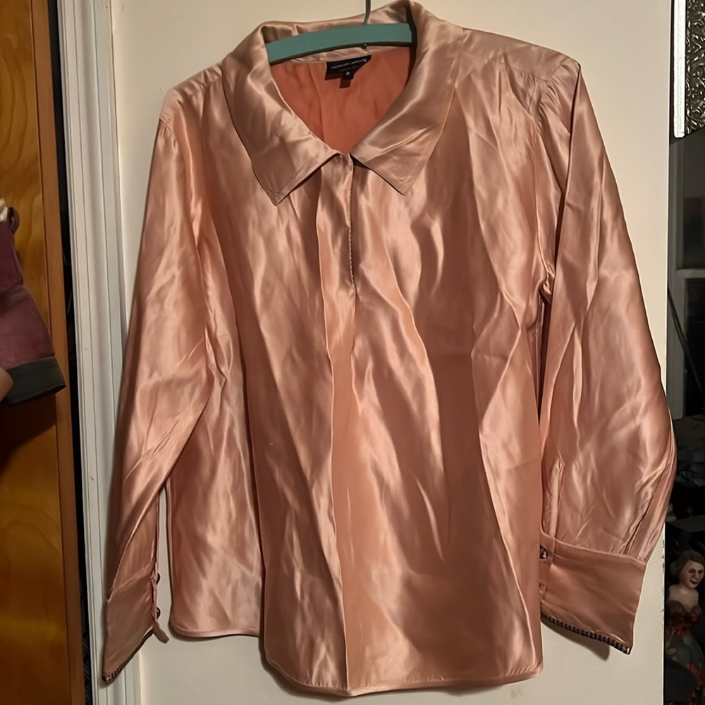 Giorgio Armani Silk Blouse Sz. 6 (38) Italy silk peachy color gorgeous